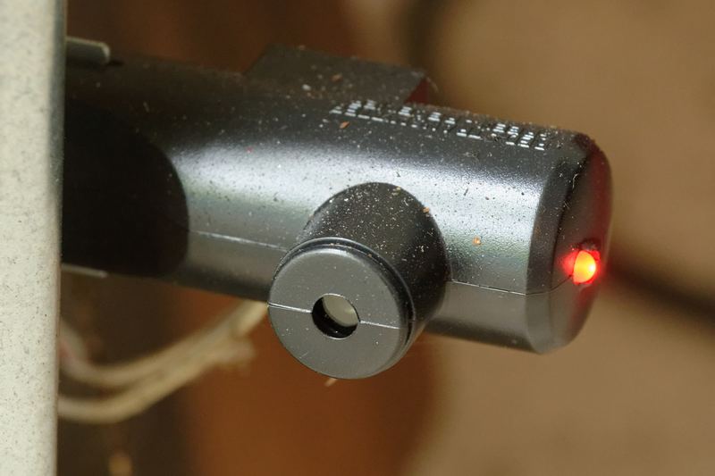 electric eye for garage door opener